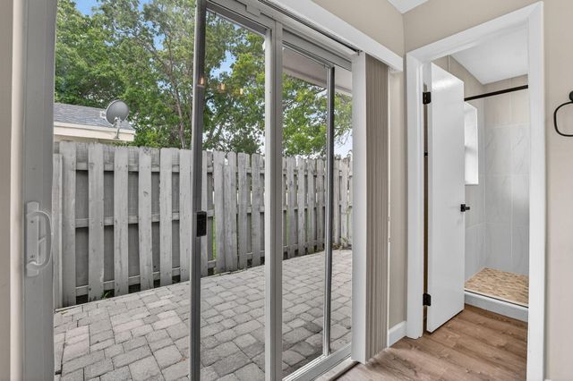 3068 NW 25th Way, Boca Raton, FL 33434