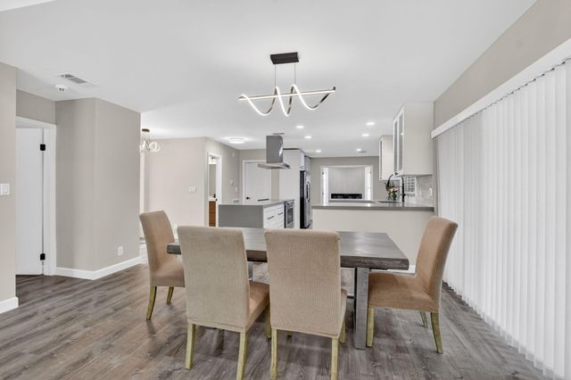3068 NW 25th Way, Boca Raton, FL 33434