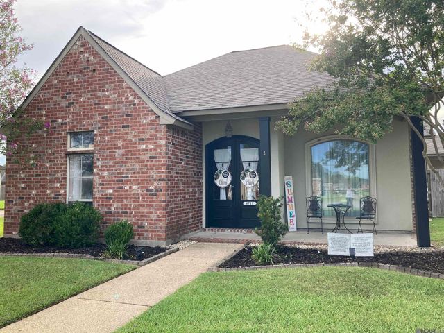 6719 Woodside Dr, Zachary, LA 70791