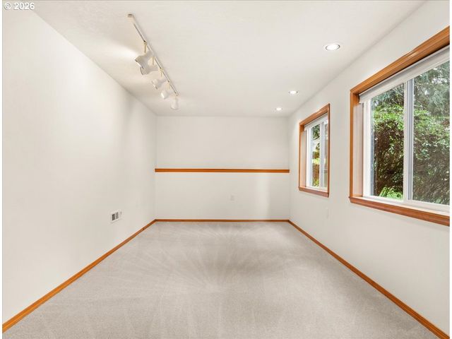 20301 Sw GASSNER Rd, Beaverton, OR 97007