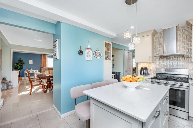 34 Harmony Lane, Westbury, NY 11590