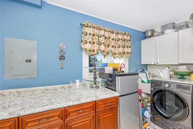 34 Harmony Lane, Westbury, NY 11590