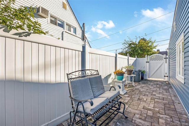 34 Harmony Lane, Westbury, NY 11590