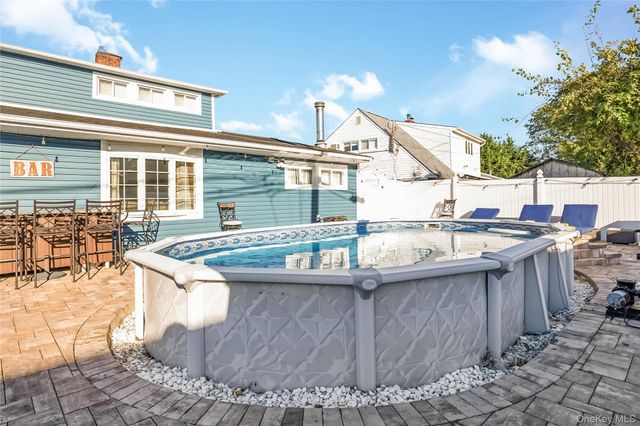 34 Harmony Lane, Westbury, NY 11590