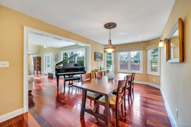 83 Gillette Avenue, Bayport, NY 11705