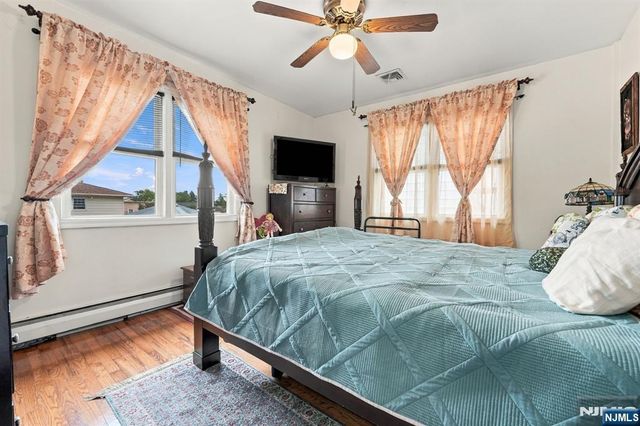 352 Farnham Avenue, Lodi, NJ 07644