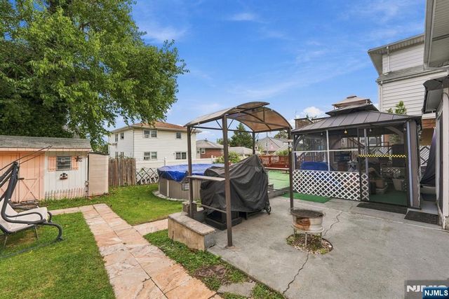 352 Farnham Avenue, Lodi, NJ 07644