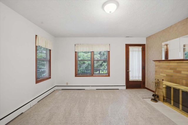 2613 Joplin Avenue, Denver, IA 50622