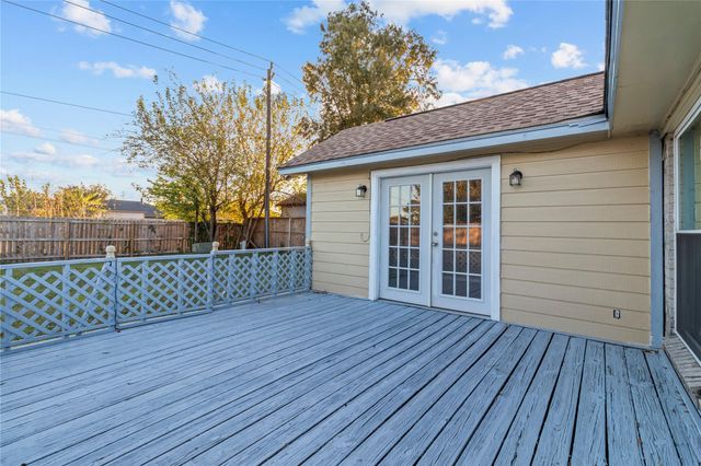 5310 Findlay Drive, Pasadena, TX 77505