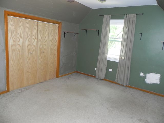 8955 Grand Avenue, River Grove, IL 60171