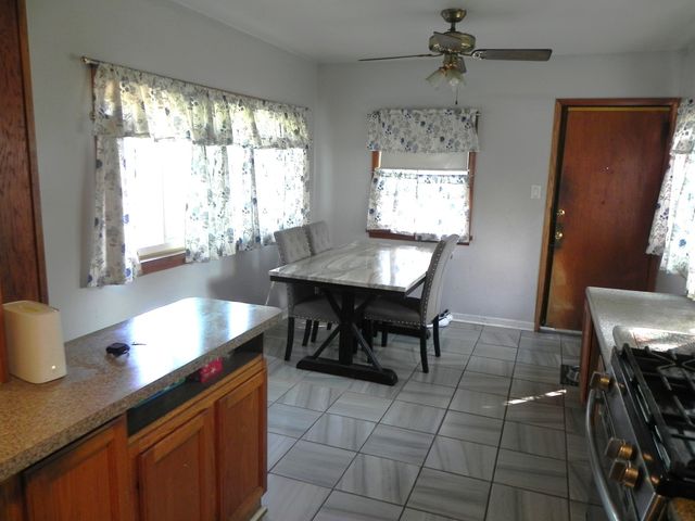 8955 Grand Avenue, River Grove, IL 60171