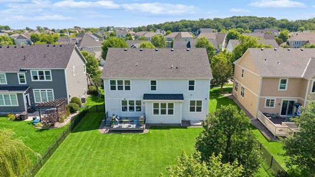 11236 Whitewater Drive, Woodbury, MN 55129