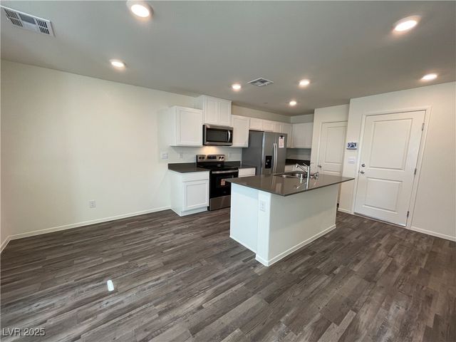 4919 Olive Mesa Avenue, Las Vegas, NV 89139