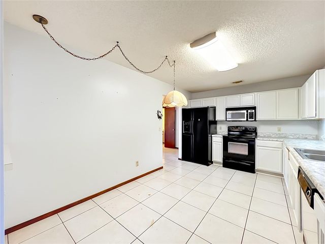 2205 FAIRMONT CIRCLE, Orlando, FL 32837