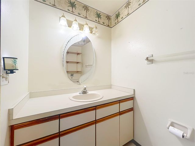 2205 FAIRMONT CIRCLE, Orlando, FL 32837
