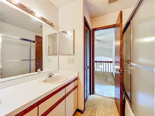 2205 FAIRMONT CIRCLE, Orlando, FL 32837