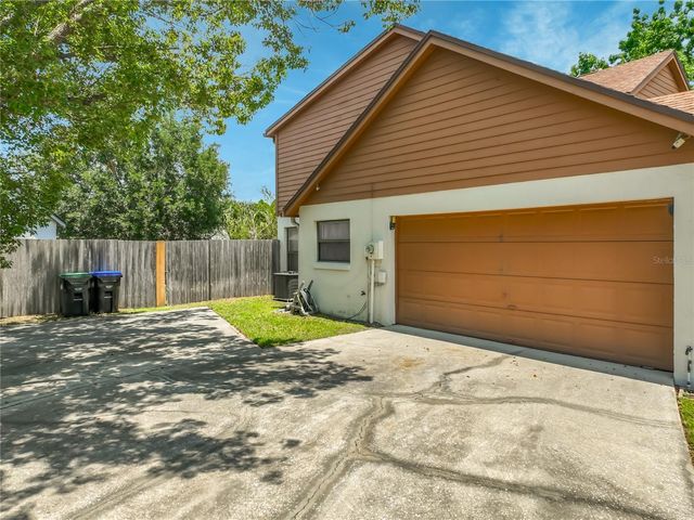 2205 FAIRMONT CIRCLE, Orlando, FL 32837
