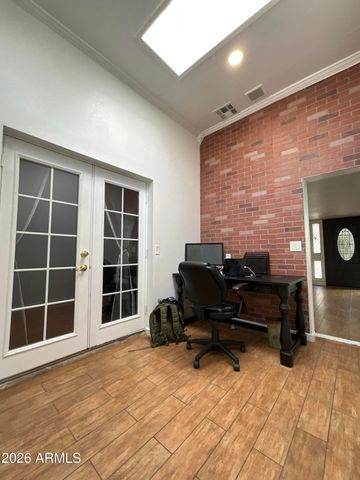 5145 W SANNA Street, Glendale, AZ 85302