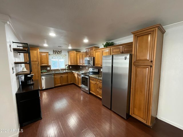 5145 W SANNA Street, Glendale, AZ 85302