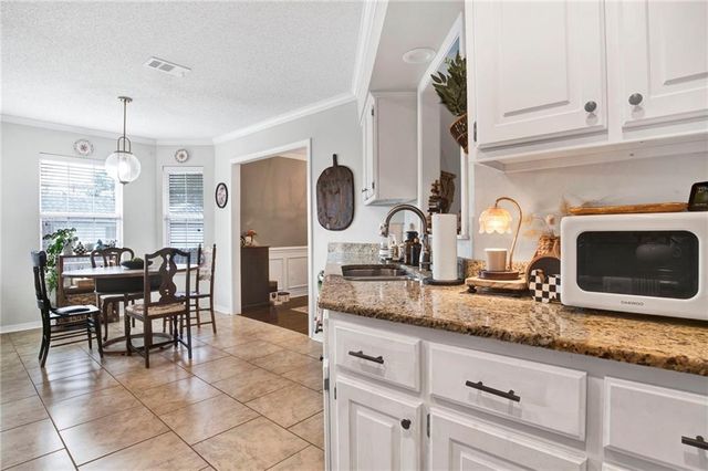 9630 Oak Forrest Drive, Mobile, AL 36695