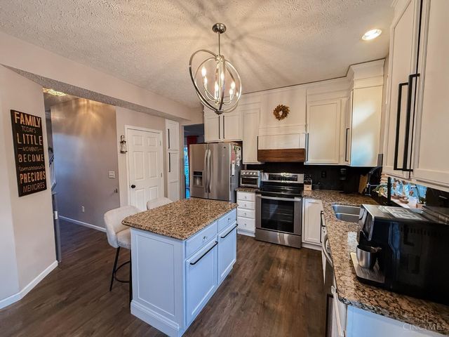 807 Cherry Hill Lane, Lebanon, OH 45036