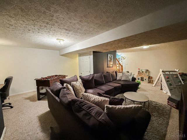 807 Cherry Hill Lane, Lebanon, OH 45036