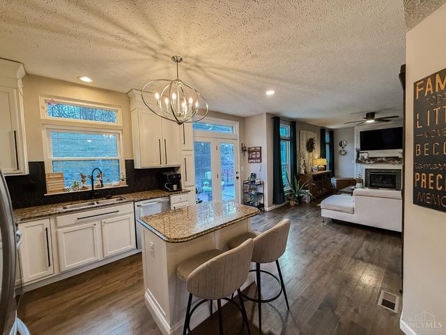 807 Cherry Hill Lane, Lebanon, OH 45036