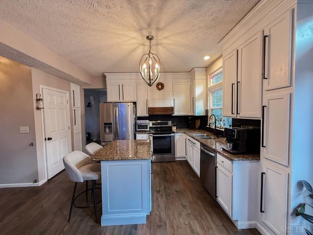 807 Cherry Hill Lane, Lebanon, OH 45036