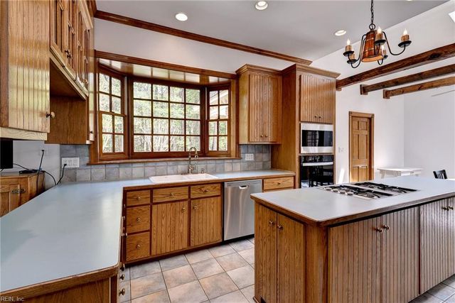 2901 Kitchums Pond RD, Williamsburg, VA 23185