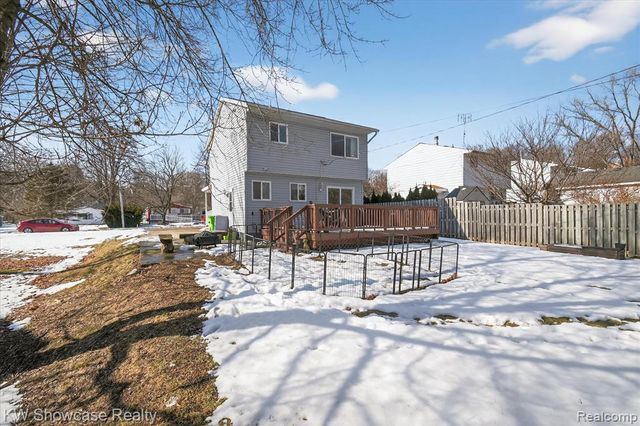 622 Elizabeth Street, Milford, MI 48381