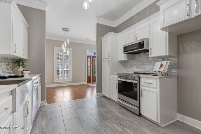 215 Ursuline Street, Lafayette, LA 70506