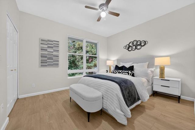 379 Dunsmuir Terrace 3, Sunnyvale, CA 94085