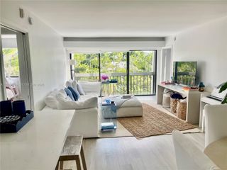 255 Galen Dr 3D, Key Biscayne, FL 33149