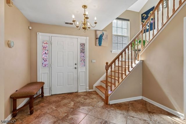 3 Letts Ct, Sayreville Boro, NJ 08872