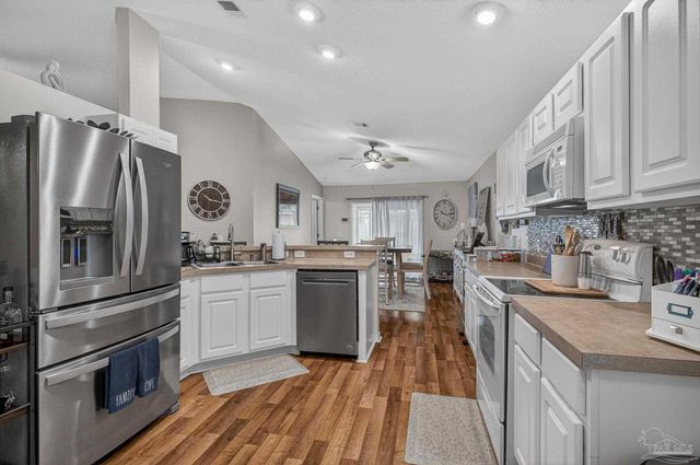 4890 Hilarita Cir, Pace, FL 32571