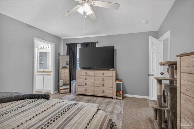 4890 Hilarita Cir, Pace, FL 32571