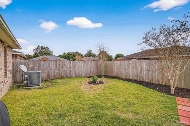 4890 Hilarita Cir, Pace, FL 32571