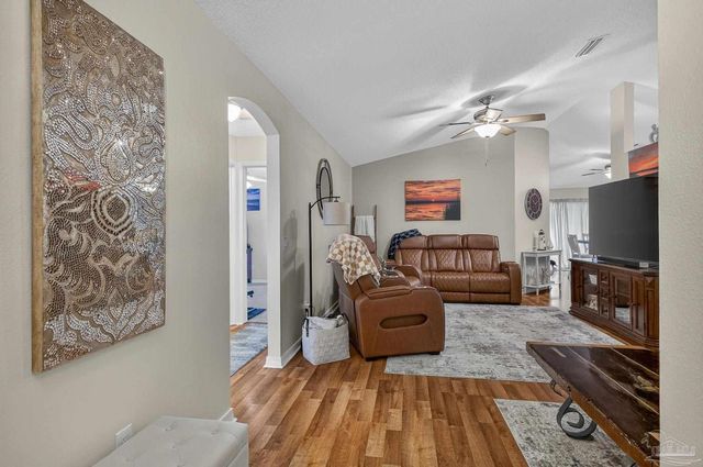 4890 Hilarita Cir, Pace, FL 32571