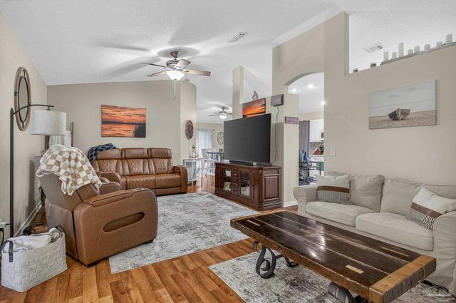 4890 Hilarita Cir, Pace, FL 32571