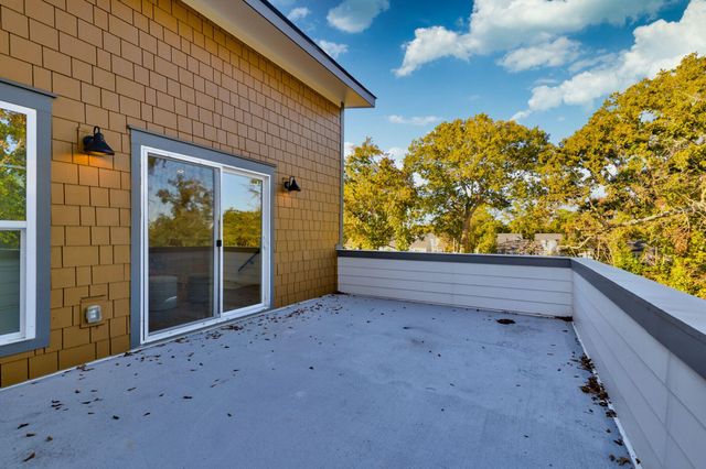 1150 Valdosta Unit 301, North Charleston, SC 29405