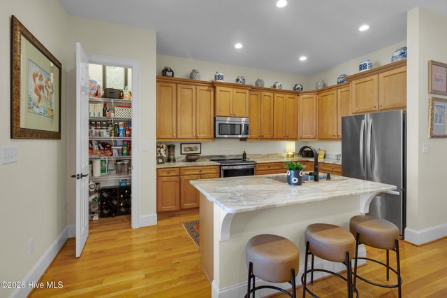 3904 Harkers Way, New Bern, NC 28562