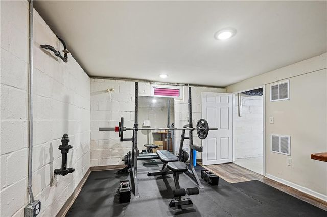 860 N Irving Street, Allentown City, PA 18109