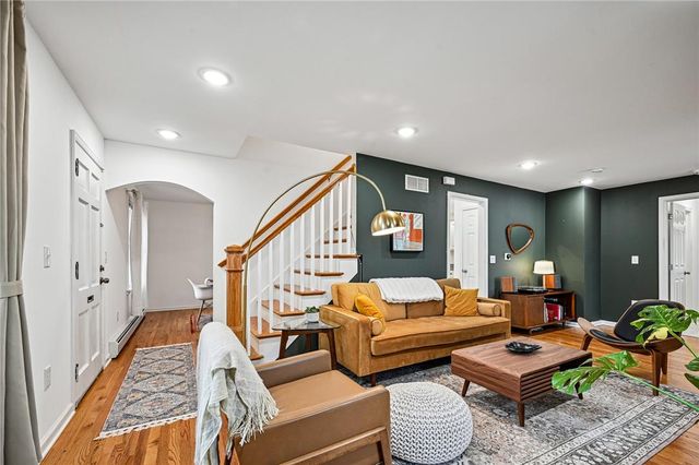 860 N Irving Street, Allentown City, PA 18109