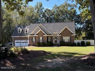 2408 Horseshoe Drive, Rocky Mount, NC 27804