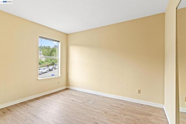 104 Bridgeview Ct, Crockett, CA 94525
