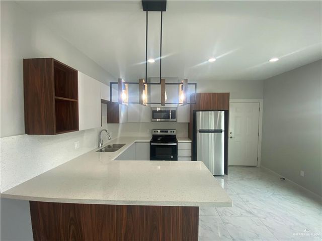 904 Hidden Hills Street 1, Mission, TX 78572