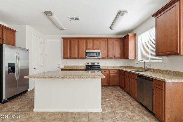 4094 E BELLERIVE Drive, Chandler, AZ 85249