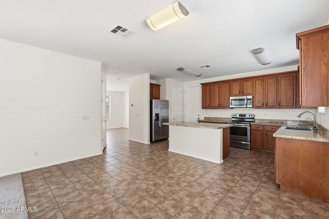 4094 E BELLERIVE Drive, Chandler, AZ 85249