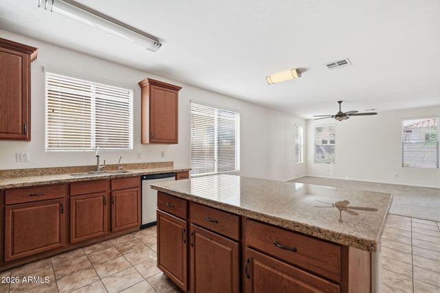 4094 E BELLERIVE Drive, Chandler, AZ 85249