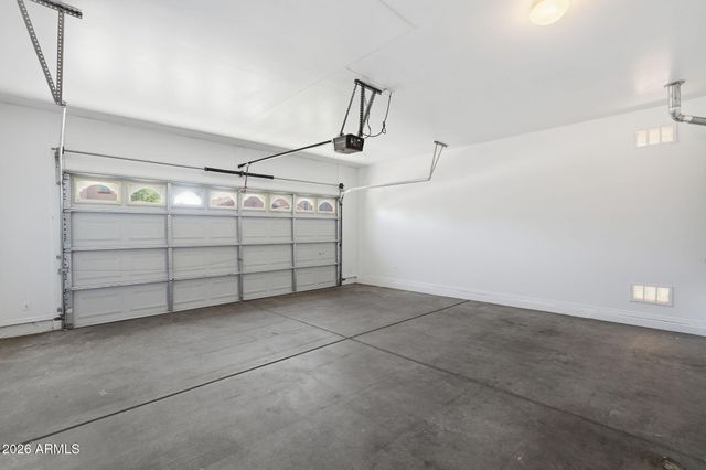 4094 E BELLERIVE Drive, Chandler, AZ 85249